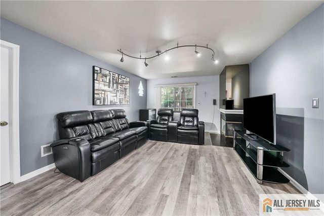 902 Meadow Court 902, Helmetta, NJ 08828