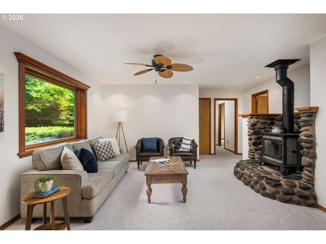 11385 Sw HILLSBORO Hwy, Hillsboro, OR 97123
