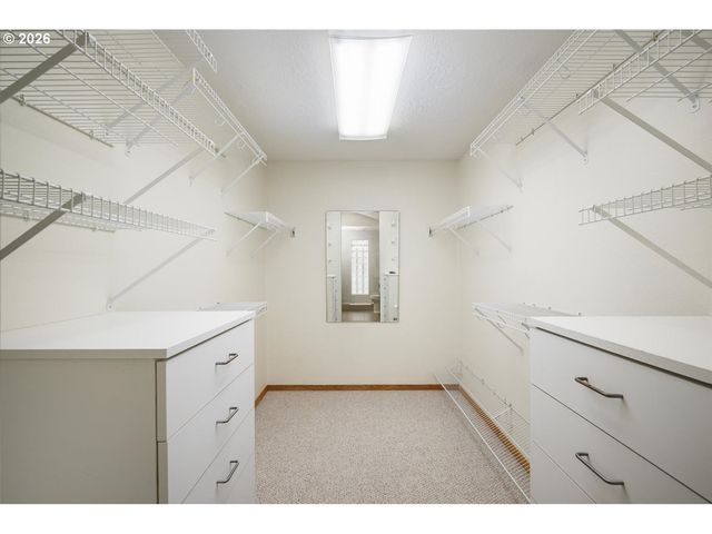 11385 Sw HILLSBORO Hwy, Hillsboro, OR 97123