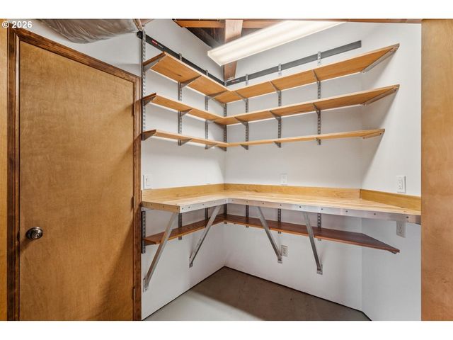 11385 Sw HILLSBORO Hwy, Hillsboro, OR 97123