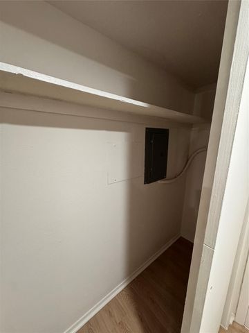 4859 Cedar Springs Road 150, Dallas, TX 75219