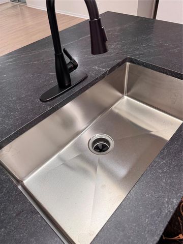 4859 Cedar Springs Road 150, Dallas, TX 75219