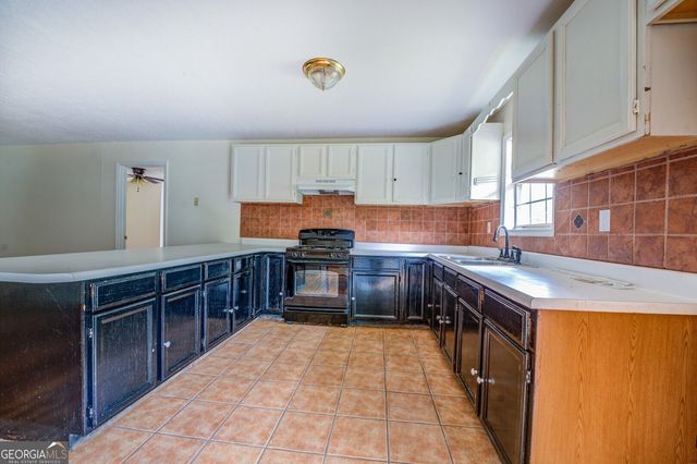 6418 Highway 42 N, Forsyth, GA 31029
