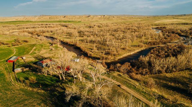 1321 Sussex Road, Kaycee, WY 82639