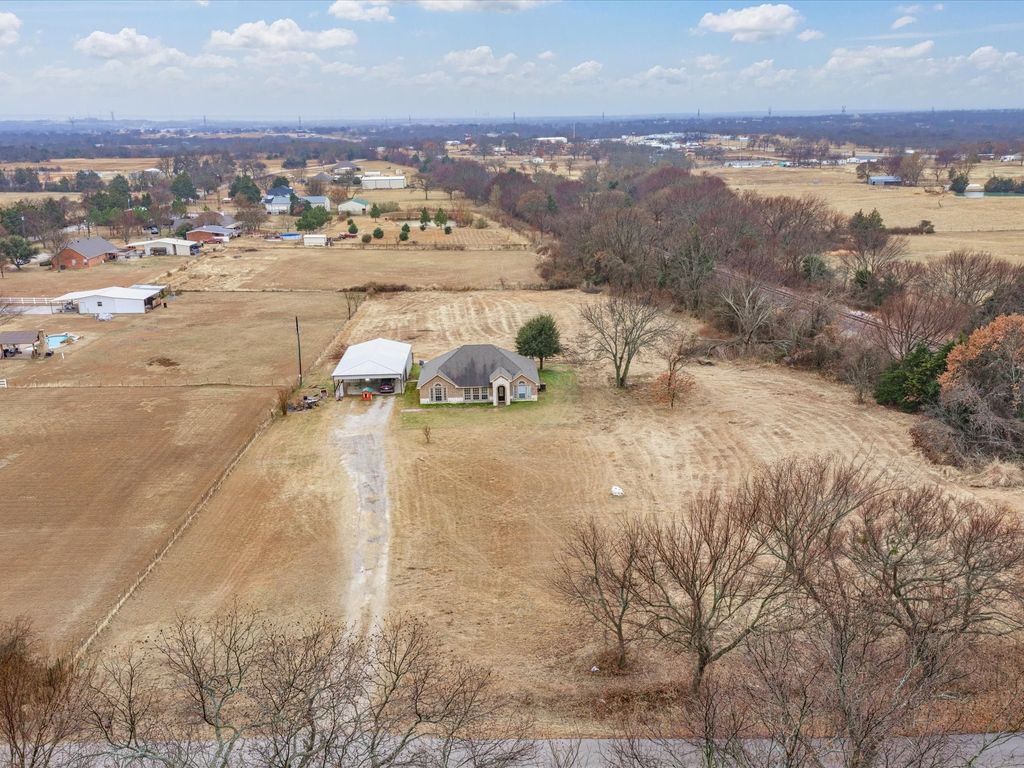 1161 County Road 2175, Decatur, TX 76234