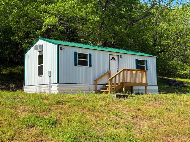 140 Ben Johnson Rd, Pulaski, TN 38478