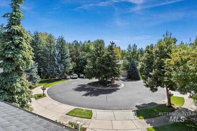 1908 S Stream Pointe Ln, Eagle, ID 83616