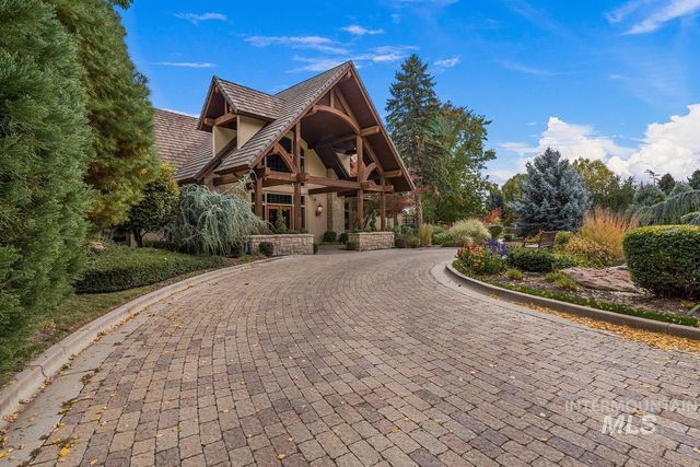1908 S Stream Pointe Ln, Eagle, ID 83616