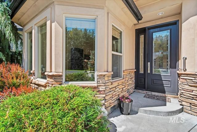 1908 S Stream Pointe Ln, Eagle, ID 83616