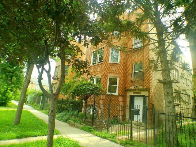 1837 S Komensky Avenue, Chicago, IL 60623