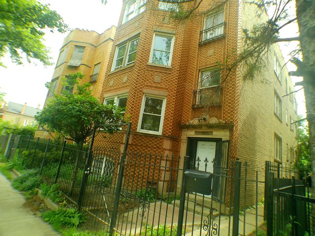 1837 S Komensky Avenue, Chicago, IL 60623