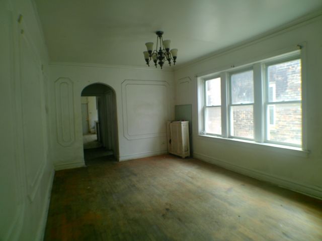 1837 S Komensky Avenue, Chicago, IL 60623