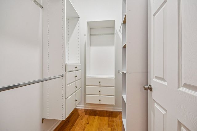 4644 S Prairie Avenue 2N, Chicago, IL 60653