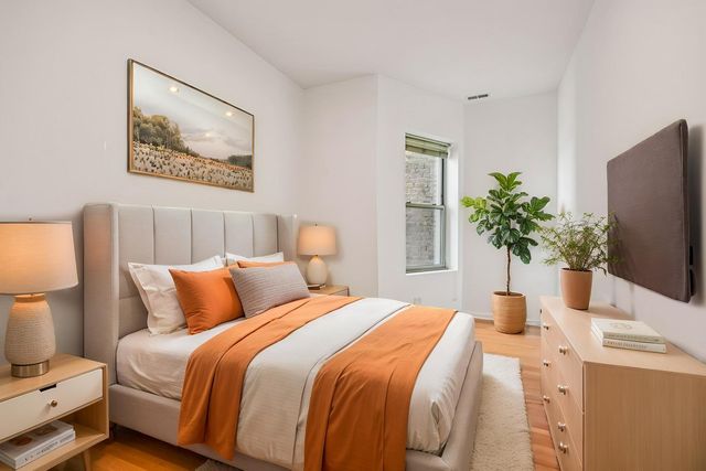 4644 S Prairie Avenue 2N, Chicago, IL 60653