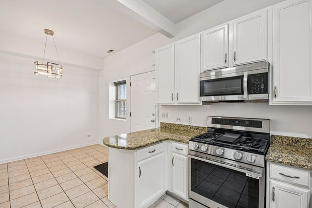 4644 S Prairie Avenue 2N, Chicago, IL 60653