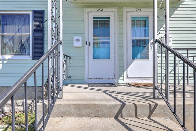 252 Vine Street, Pawtucket, RI 02861