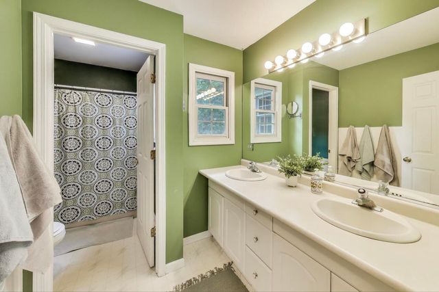 36391 N Tamarack Drive, Ingleside, IL 60041