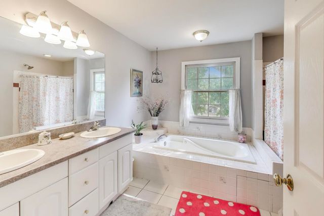 36391 N Tamarack Drive, Ingleside, IL 60041