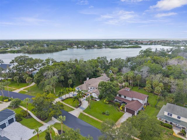 1705 MEYERS COVE DRIVE, Tarpon Springs, FL 34689