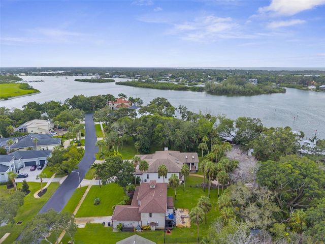 1705 MEYERS COVE DRIVE, Tarpon Springs, FL 34689