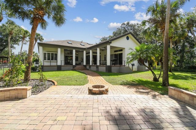 1705 MEYERS COVE DRIVE, Tarpon Springs, FL 34689