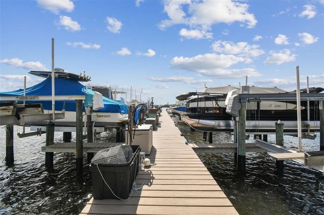 1705 MEYERS COVE DRIVE, Tarpon Springs, FL 34689