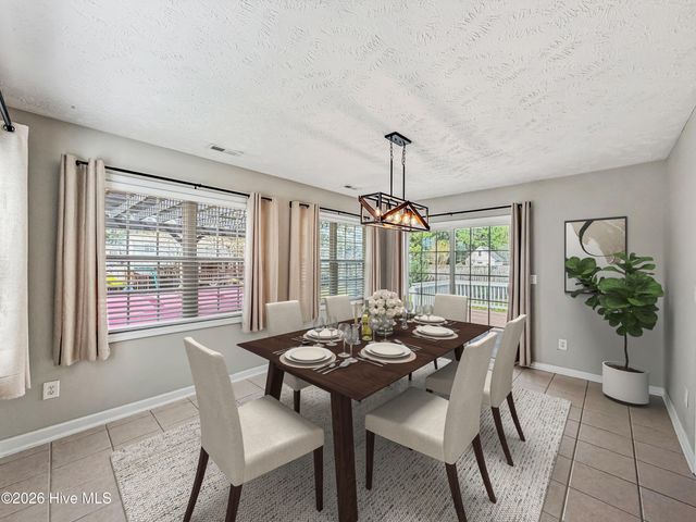 120 Birdie Court, Jacksonville, NC 28540