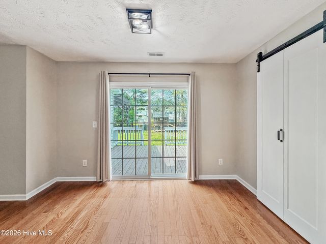 120 Birdie Court, Jacksonville, NC 28540