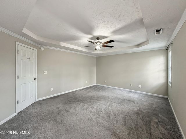 120 Birdie Court, Jacksonville, NC 28540