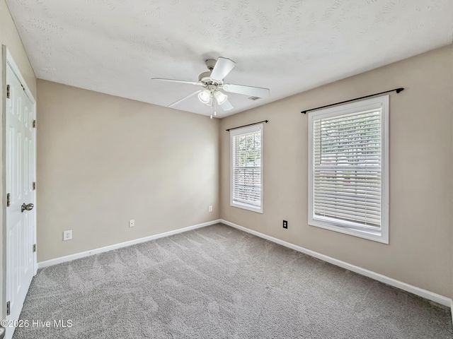 120 Birdie Court, Jacksonville, NC 28540