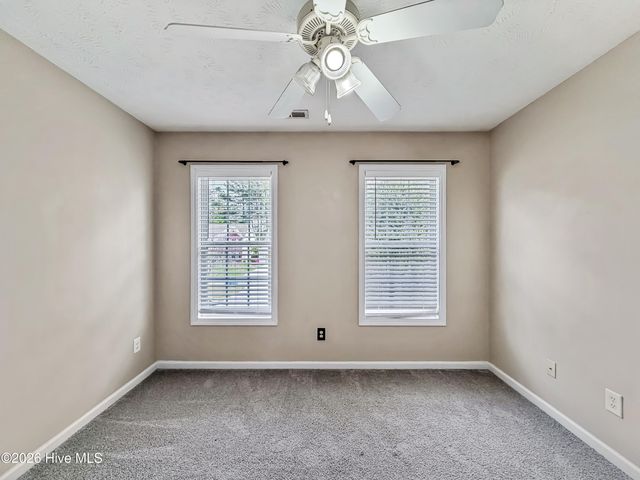 120 Birdie Court, Jacksonville, NC 28540