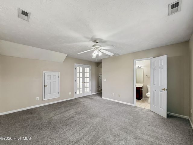 120 Birdie Court, Jacksonville, NC 28540