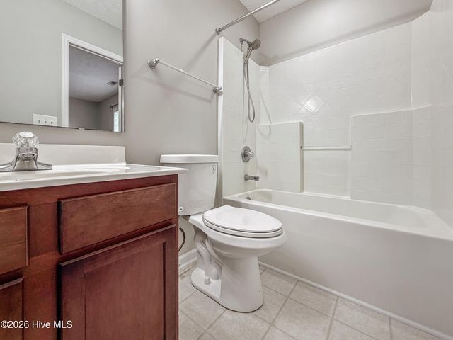 120 Birdie Court, Jacksonville, NC 28540