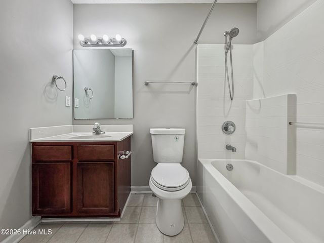 120 Birdie Court, Jacksonville, NC 28540