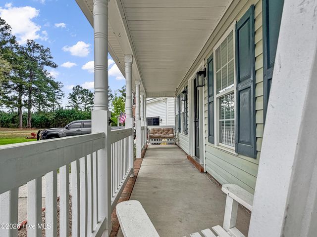 120 Birdie Court, Jacksonville, NC 28540