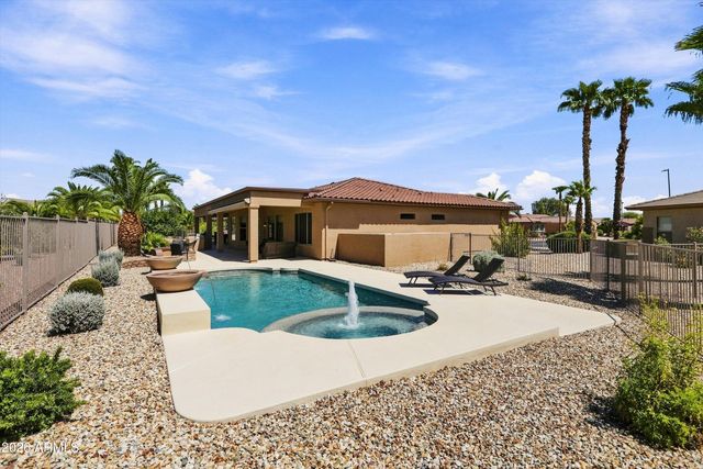 16397 W GLACIER Court, Surprise, AZ 85387