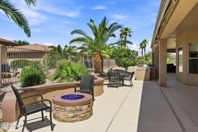 16397 W GLACIER Court, Surprise, AZ 85387