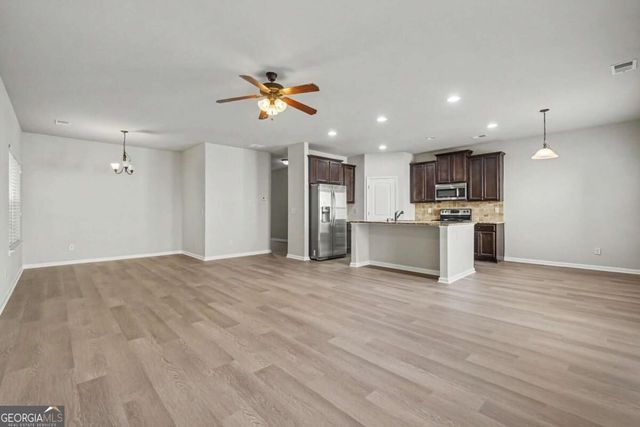 705 Barberry Drive, Woodstock, GA 30188
