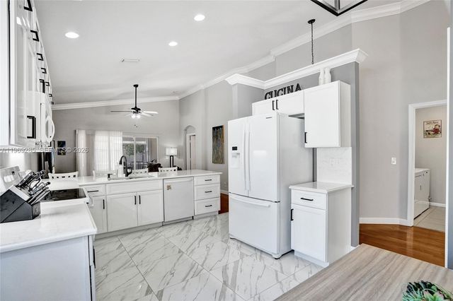 4072 NW 62nd Ct, Coconut Creek, FL 33073