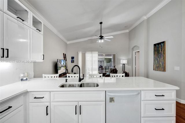 4072 NW 62nd Ct, Coconut Creek, FL 33073