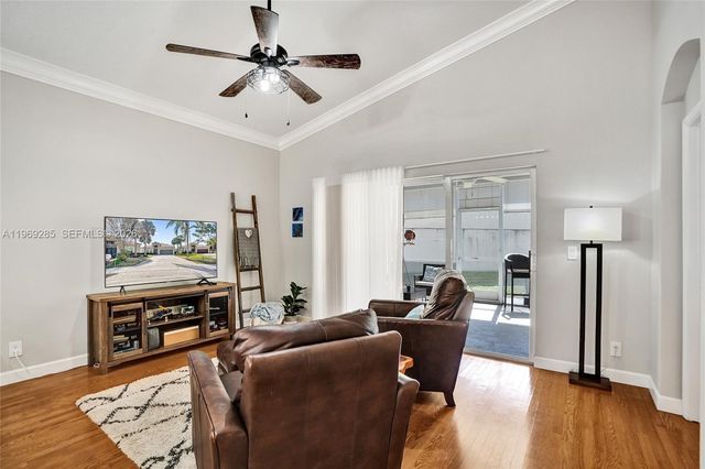 4072 NW 62nd Ct, Coconut Creek, FL 33073