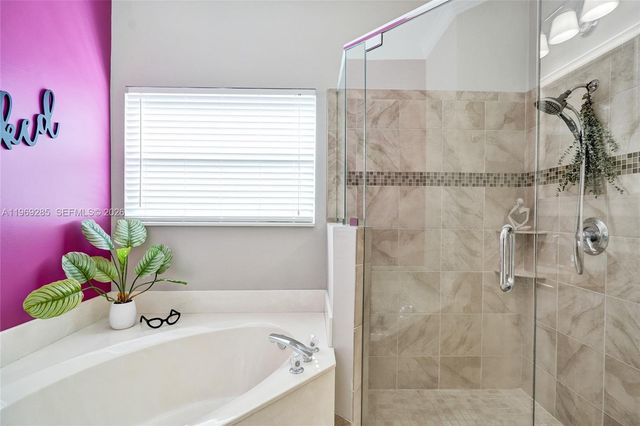 4072 NW 62nd Ct, Coconut Creek, FL 33073