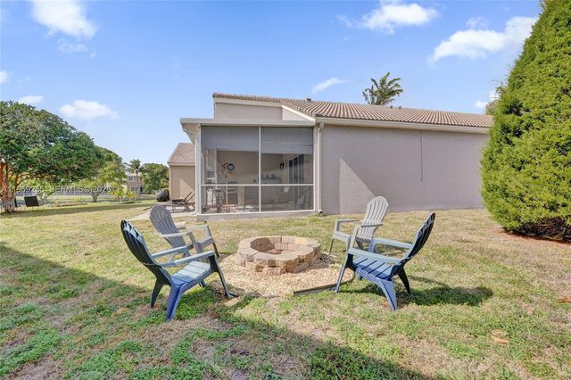 4072 NW 62nd Ct, Coconut Creek, FL 33073