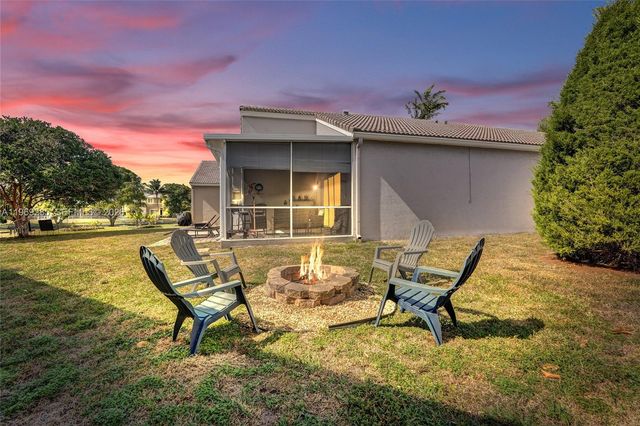 4072 NW 62nd Ct, Coconut Creek, FL 33073