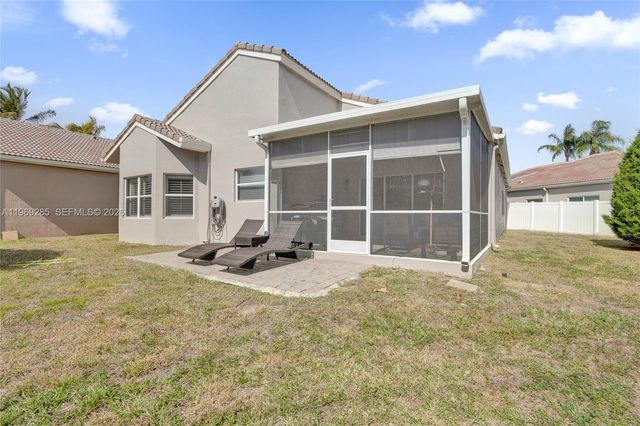 4072 NW 62nd Ct, Coconut Creek, FL 33073