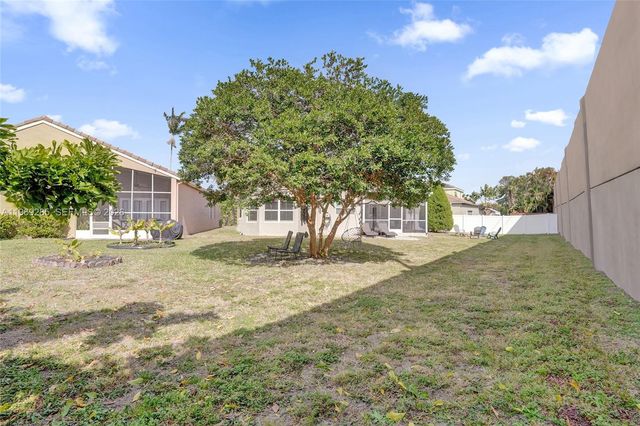 4072 NW 62nd Ct, Coconut Creek, FL 33073