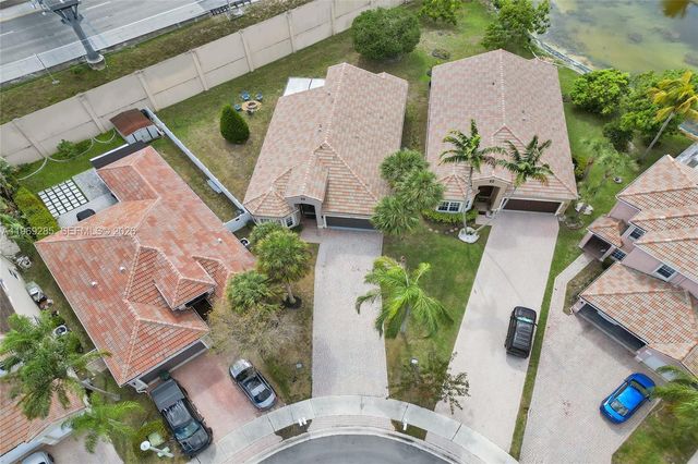 4072 NW 62nd Ct, Coconut Creek, FL 33073