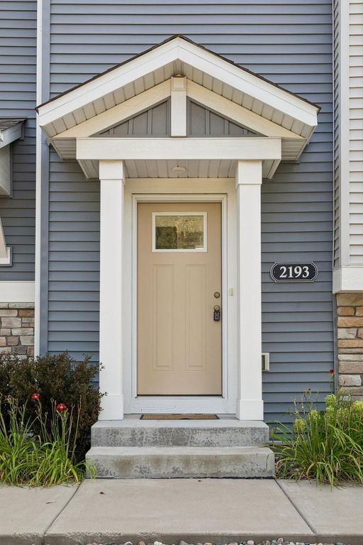 2193 Gateway Curve, North Saint Paul, MN 55109 — photo 3