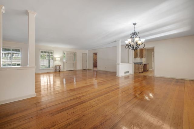 611 South Ride, Tallahassee, FL 32303