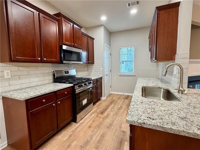 2300 Leicester Way SE, Atlanta, GA 30316